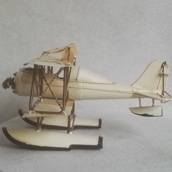 Blikken dubbeldekker watervliegtuig decoratiemodel metaal 32 cm
